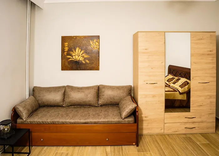 Four Lakes Luxury Suites