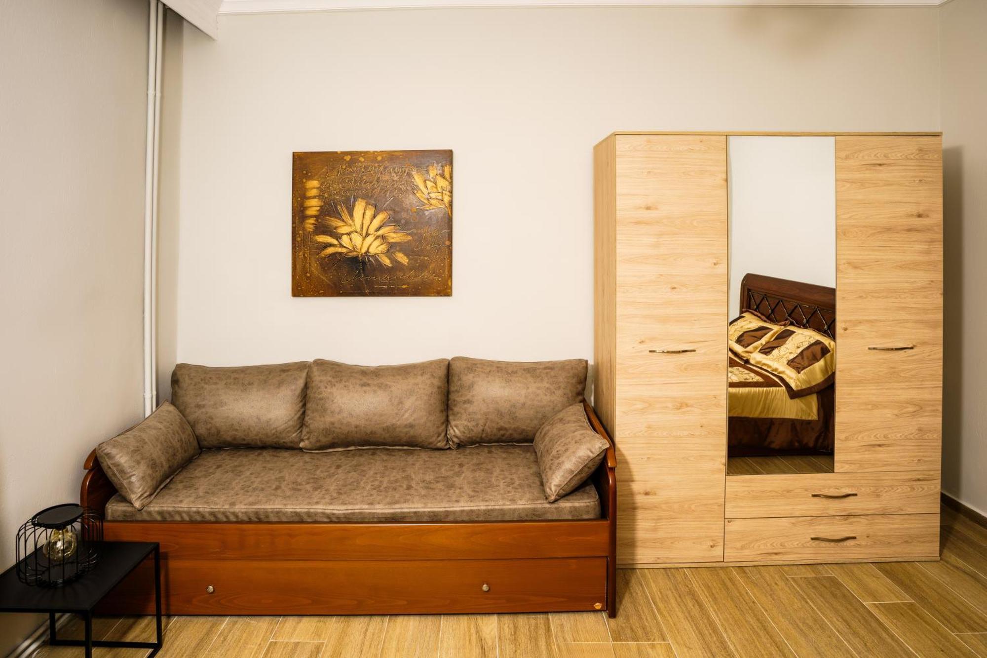 Apartment Four Lakes Luxury Amintaio